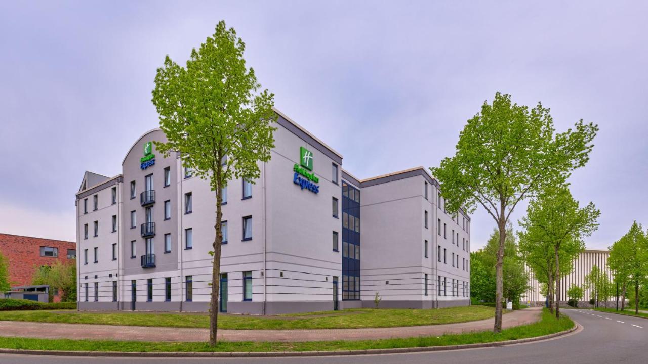 Holiday Inn Express Dortmund, An Ihg Hotel Exterior foto